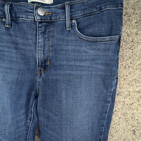 Levi's 311 Shaping Skinny Jeans Women's 32 Blue Mid Rise Medium Wash Red Tab - Picture 2 of 13